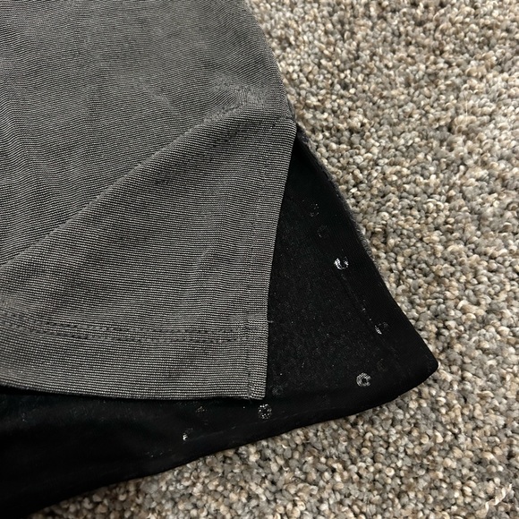 Chico's Sequin Tank Top Size 1 - Picture 5 of 5